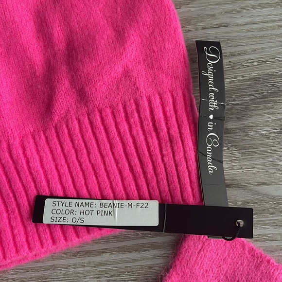 Lyla & luxe hot pink scarf and hat - Picture 5 of 6